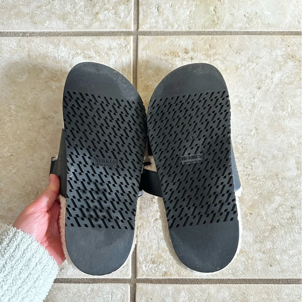 Hermes Black and Cream Sandals - Picture 6 of 7